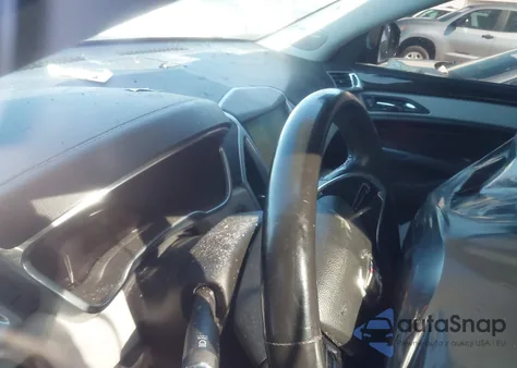 2013 Cadillac Srx Performance Collection z USA, uszkodzony, nr VIN 3GYFNDE32DS604471